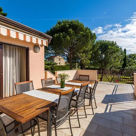 Rosy Villa Rovinjsko Selo