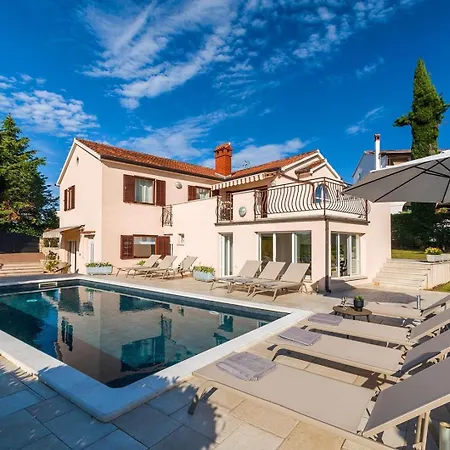 Villa Rosy