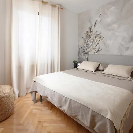 Rosy * 로비니스코 셀로